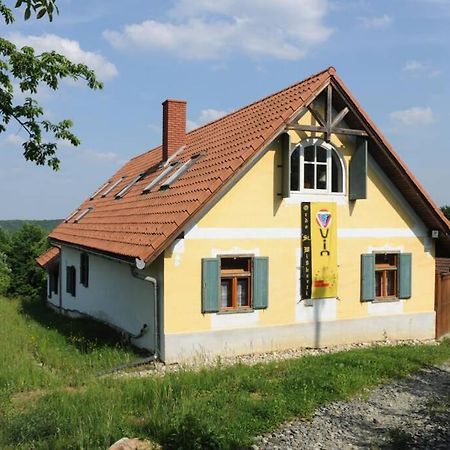 Stilvolles Landhaus Im Dreilaendereck Felsőszölnök Buitenkant foto