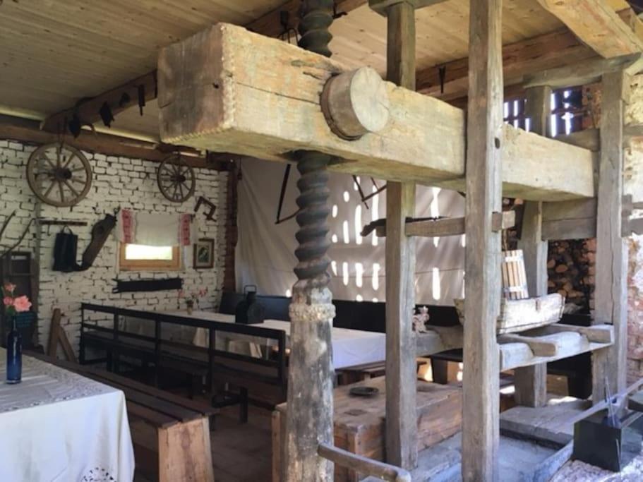 Stilvolles Landhaus Im Dreilaendereck Felsőszölnök Buitenkant foto